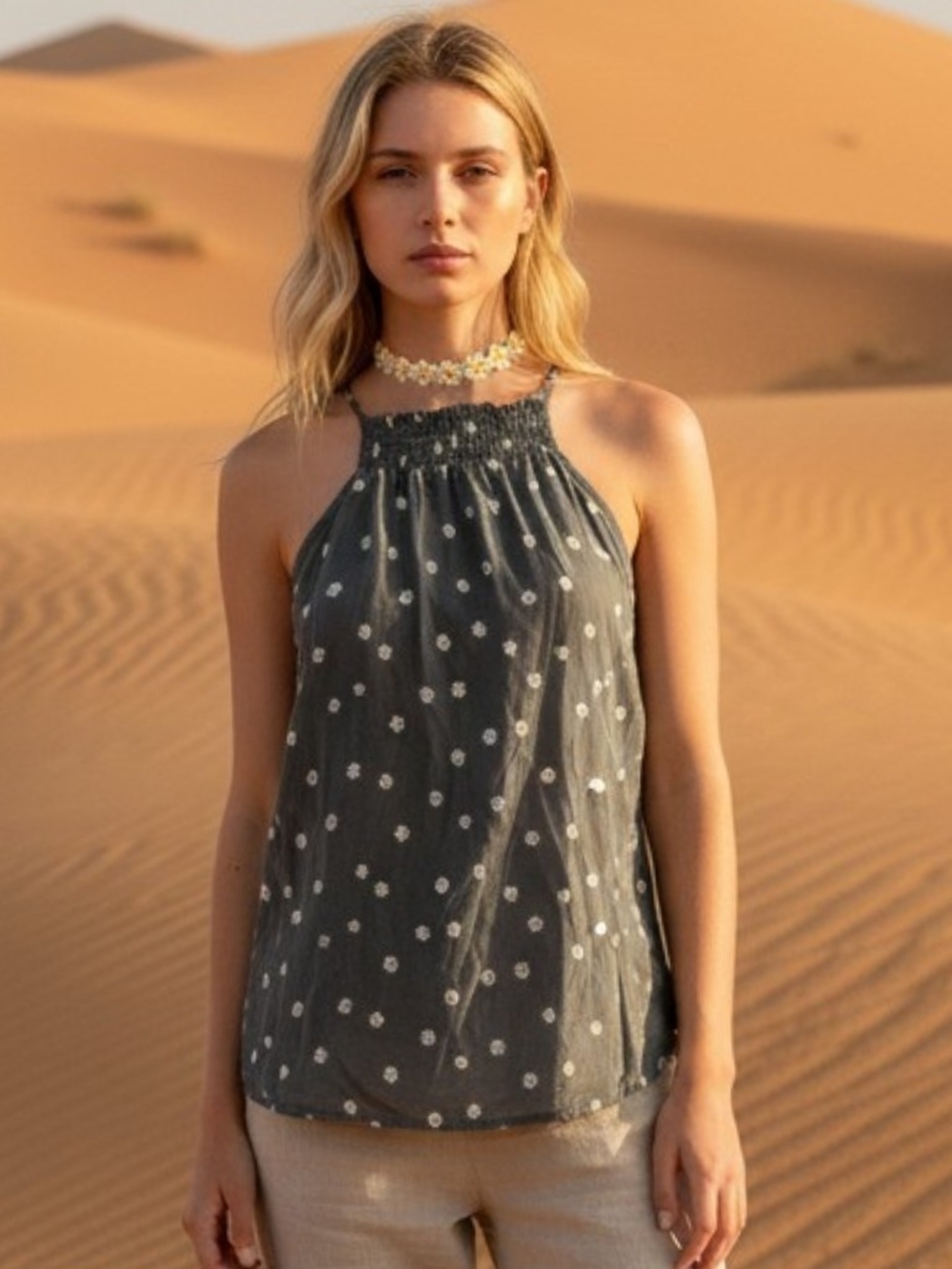 NWT No Boundaries Green Floral Halter Tank with White Daisies